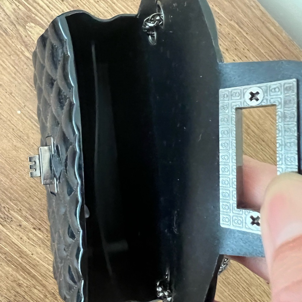 Purse - Picture 5 of 8
